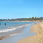 Le Vallon Des Chenes By Interhome Daire Saint Aygulf