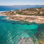 Le Vallon Des Chenes By Interhome * Saint Aygulf