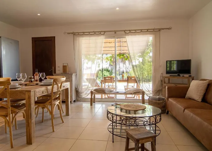 Appartement Le Vallon Des Chenes By Interhome